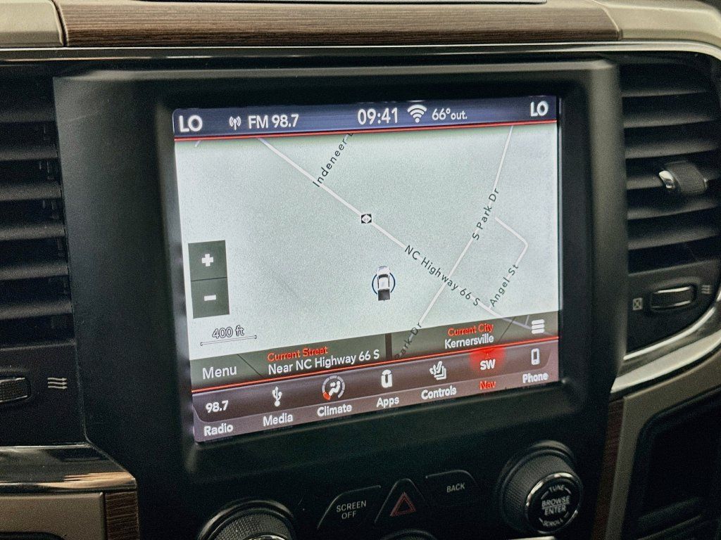 Used 2018 RAM 1500 Laramie w/ Convenience Group AWD/4WD image 19