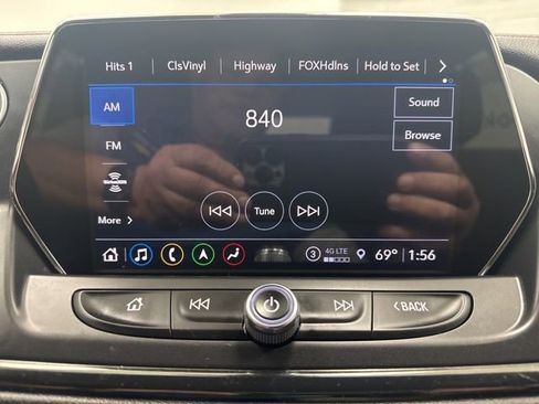 Used 2022 Chevrolet Blazer RS w/ Enhanced Convenience Package image 16