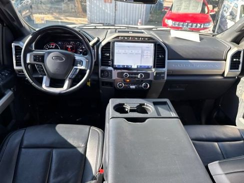 Used 2022 Ford F350 Lariat w/ Tremor Off-Road Package AWD/4WD image 30