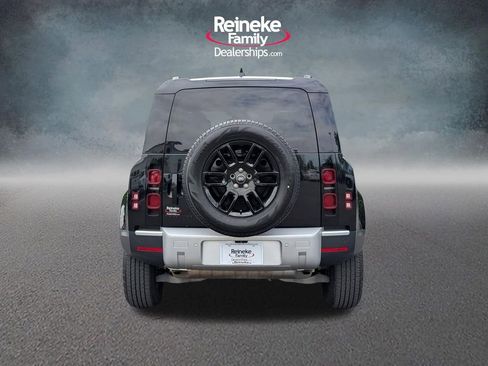 Used 2025 Land Rover Defender 110 S AWD/4WD image 6
