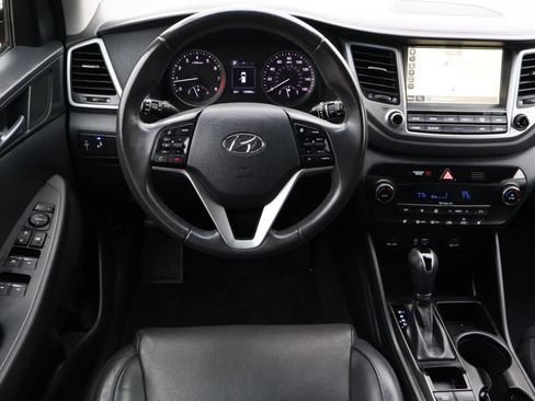 Used 2016 Hyundai Tucson Limited image 8