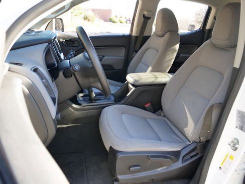 Used 2020 Chevrolet Colorado W/T w/ WT Convenience Package image 3