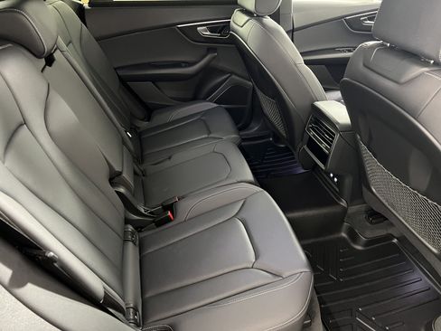 Used 2019 Audi Q8 Prestige w/ Interior Protection Package AWD/4WD image 24