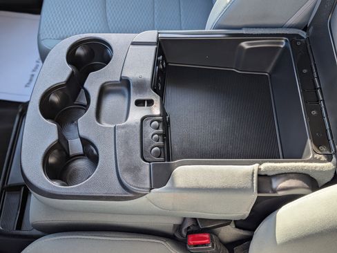 Used 2017 RAM 1500 Express w/ Black Ram 1500 Express Group image 24