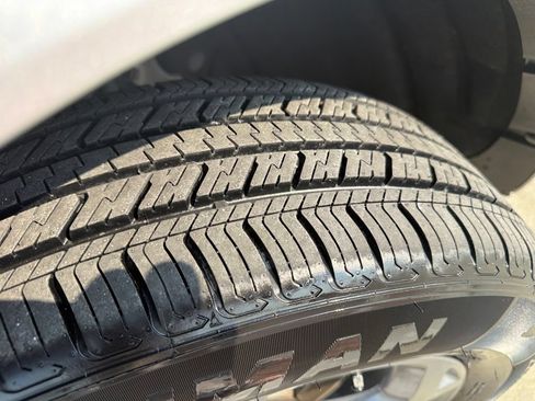 Used 2024 Ford Escape ST-Line AWD/4WD image 11