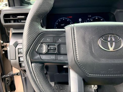 Used 2025 Toyota Tacoma TRD Pro image 23