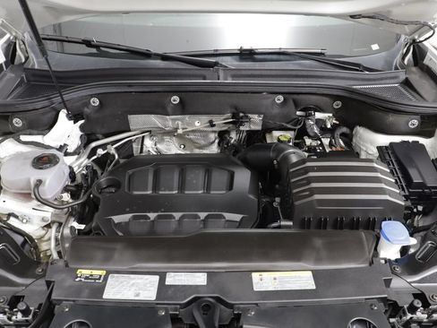 Used 2025 Volkswagen Atlas SE AWD/4WD image 23