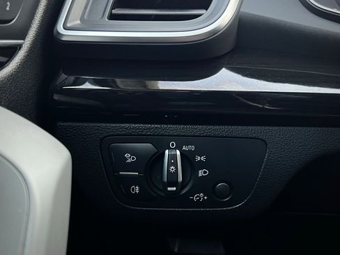 Used 2018 Audi Q5 2.0T Premium Plus w/ Premium Plus Package image 43