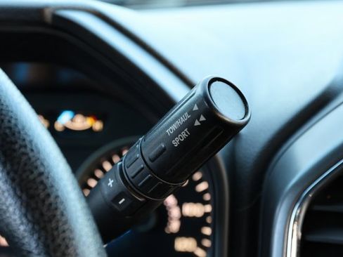 Used 2015 Ford F150 XLT w/ Equipment Group 302A Luxury image 25