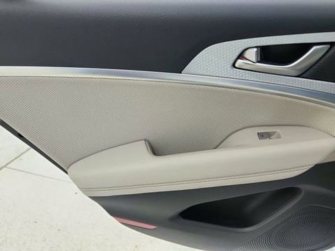 Used 2023 Genesis G70 2.0T w/ Sport Prestige Package image 32