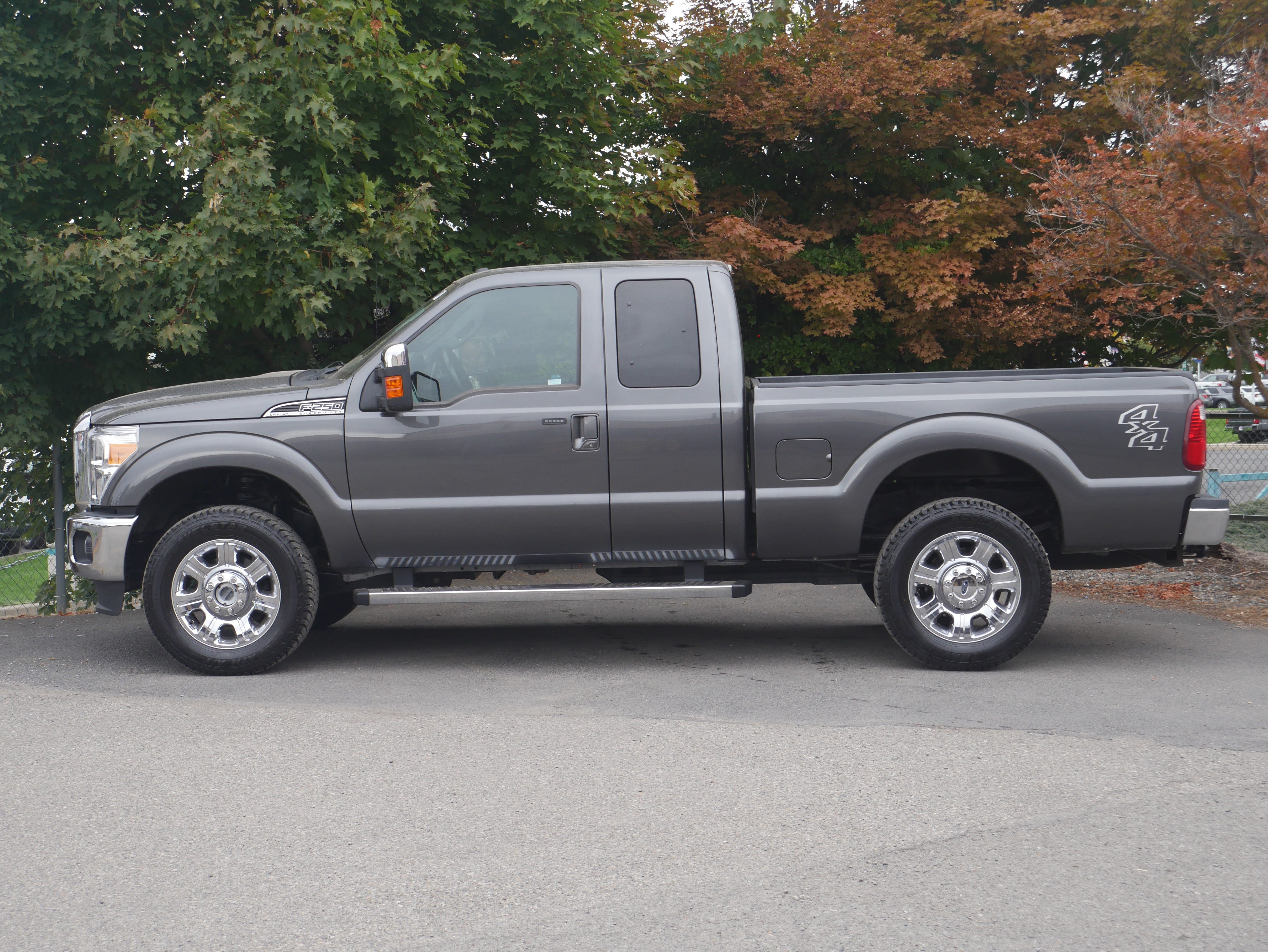 Used 2015 Ford F250 Lariat w/ Chrome Package AWD/4WD image 15