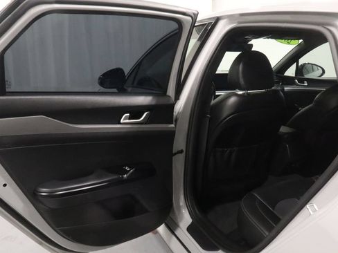 Used 2021 Kia K5 GT-Line AWD/4WD image 9