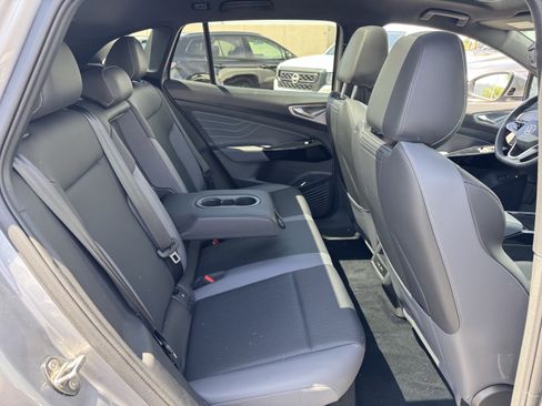 Certified 2023 Volkswagen ID.4 S RWD image 36