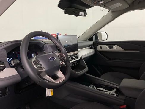 New 2026 Ford Explorer Active image 13