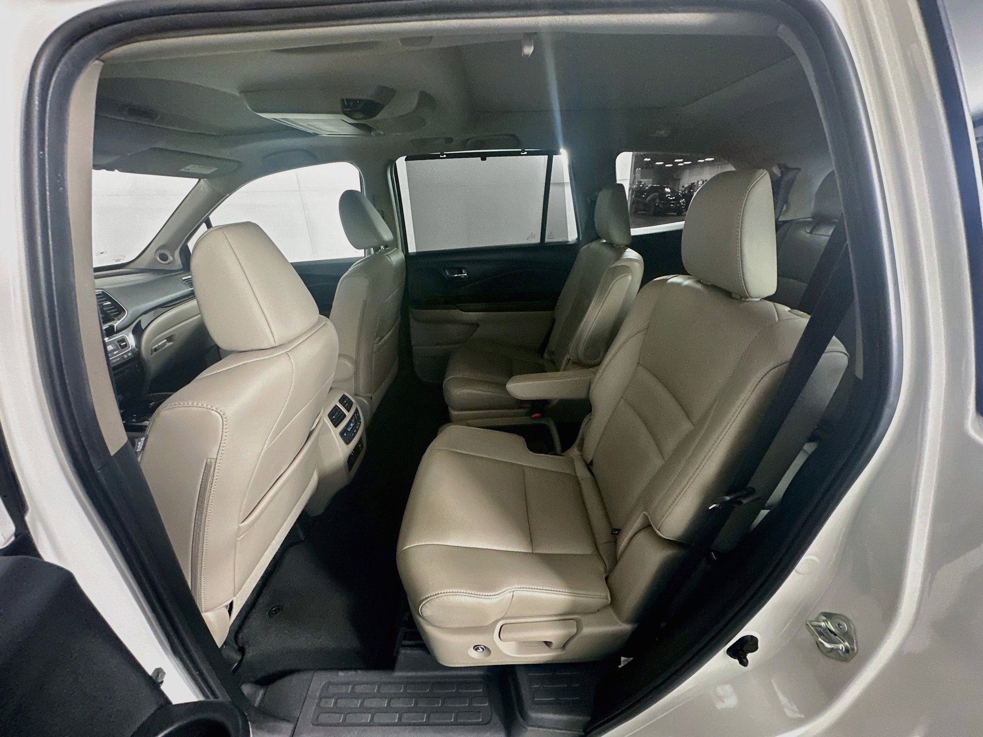Used 2019 Honda Pilot Elite image 28