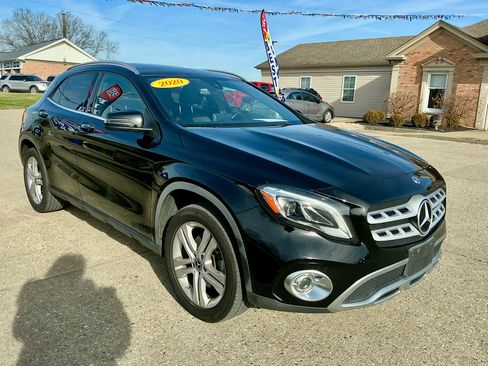 Used 2020 Mercedes-Benz GLA 250 GLA 250 4MATIC SUV image 4