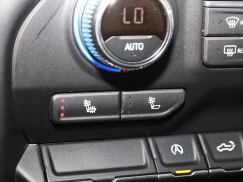 Used 2021 GMC Sierra 1500 SLE image 8