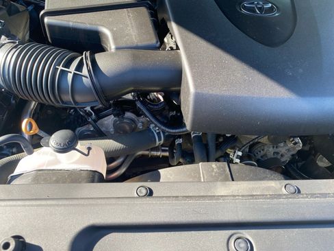 Used 2023 Toyota Tacoma SR5 image 18