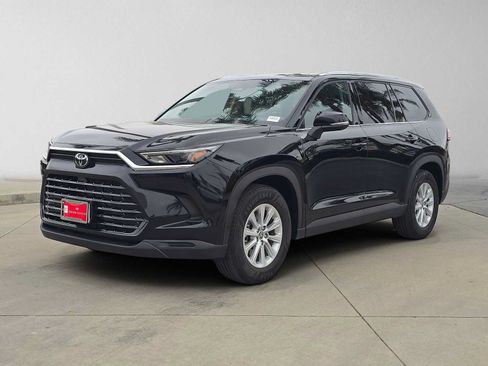 Certified 2026 Toyota Grand Highlander FWD image 7