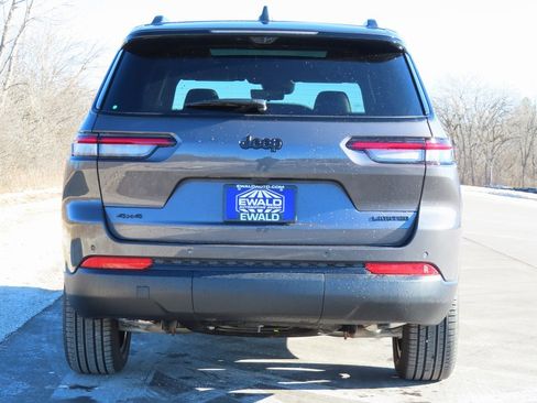 New 2025 Jeep Grand Cherokee L Limited image 17