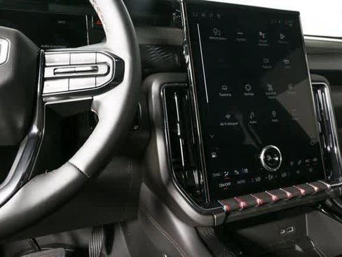 New 2025 GMC Yukon XL AT4 w/ AT4 Premium Plus Package image 13