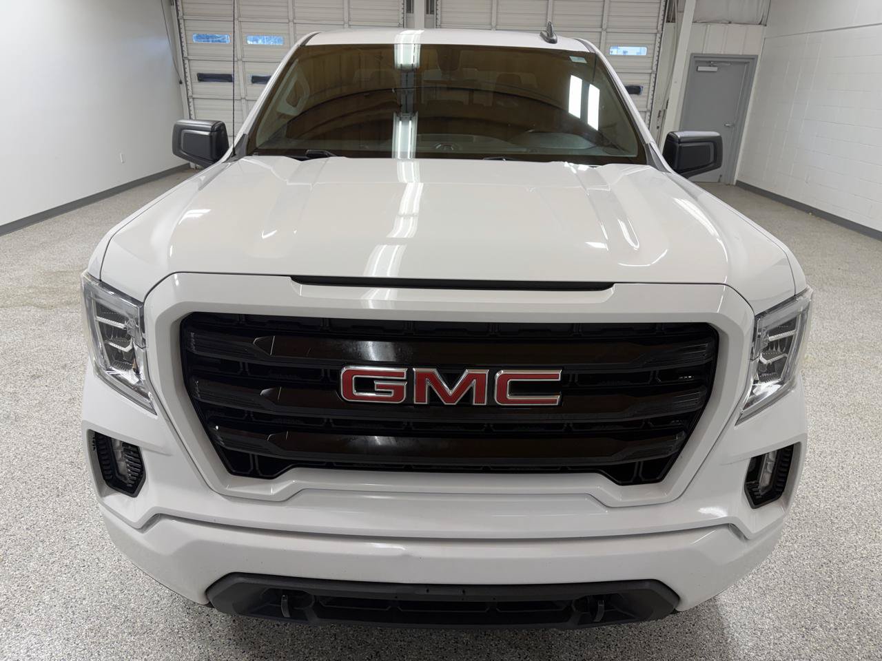 Used 2021 GMC Sierra 1500 Elevation w/ Preferred Package AWD/4WD image 3