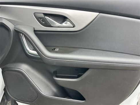 Used 2024 Chevrolet Blazer LT image 24