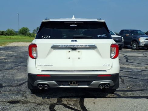 Used 2021 Ford Explorer Platinum w/ Equipment Group 601A AWD/4WD image 4