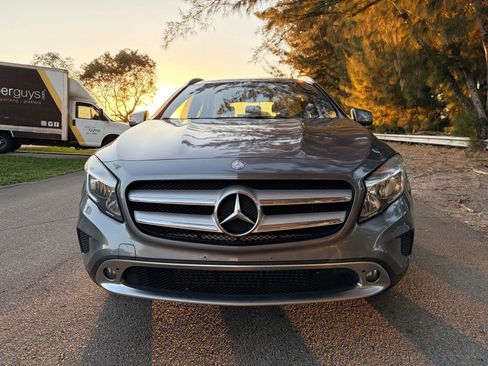Used 2016 Mercedes-Benz GLA 250 4MATIC w/ Premium Package image 10