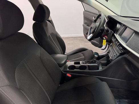 Used 2019 Kia Optima LX image 53