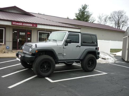 Used 2013 Jeep Wrangler Sport image 2