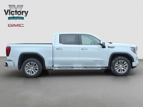 New 2026 GMC Sierra 1500 Denali w/ Technology Package AWD/4WD image 19