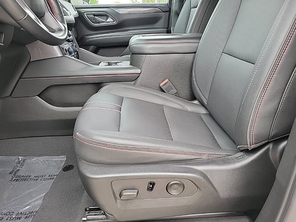 Used 2023 Chevrolet Suburban RST AWD/4WD image 12