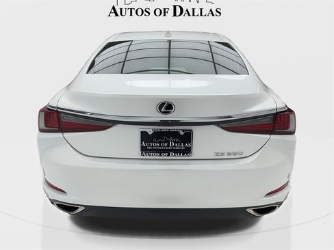 Used 2022 Lexus ES 350 image 11