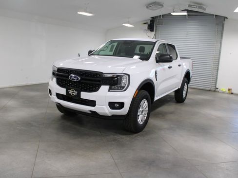 New 2025 Ford Ranger XL image 3