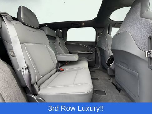 Used 2026 Lucid Gravity Grand Touring AWD/4WD image 27