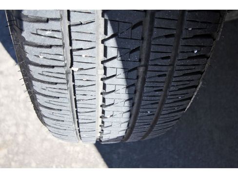 Used 2025 RAM 1500 Tradesman image 31