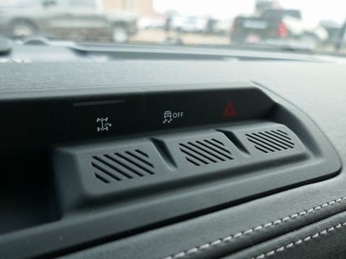 New 2026 Ford Bronco Outer Banks AWD/4WD image 17
