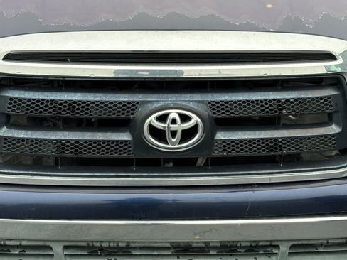 Used 2011 Toyota Tundra 2WD Double Cab image 9