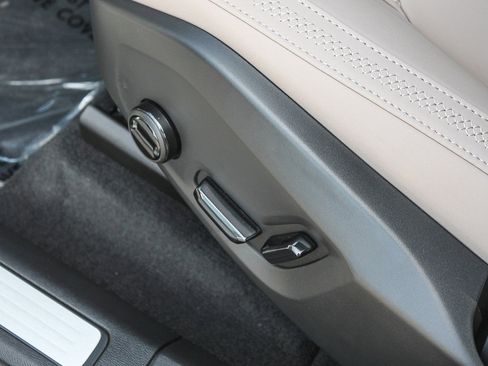 New 2026 Volvo XC60 B5 Core image 24