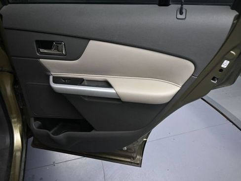 Used 2013 Ford Edge SEL FWD image 15
