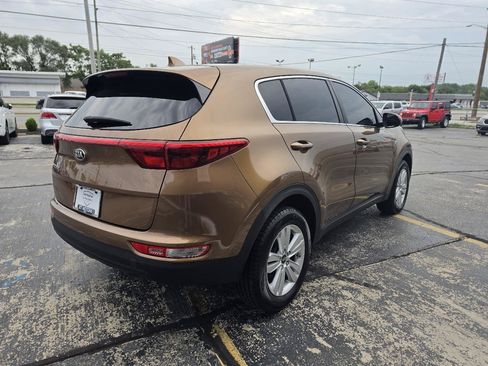 Used 2017 Kia Sportage LX AWD/4WD image 4
