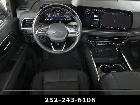 Used 2025 Chevrolet Tahoe RST w/ Advanced Technology Package AWD/4WD image 14