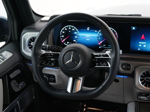 Used 2025 Mercedes-Benz G 550 image 13