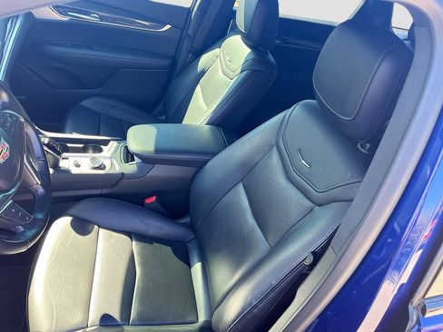 Used 2023 Cadillac XT5 Sportv w/ Technology Package image 20