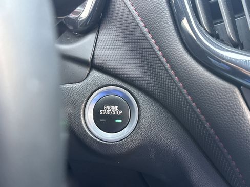 Used 2024 Chevrolet Equinox RS w/ RS Leather Package image 20