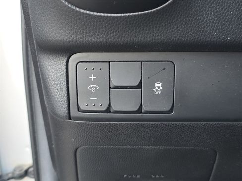 Used 2016 Kia Soul image 23