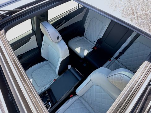 New 2026 Volkswagen Atlas Cross Sport SEL Premium R-Line image 17