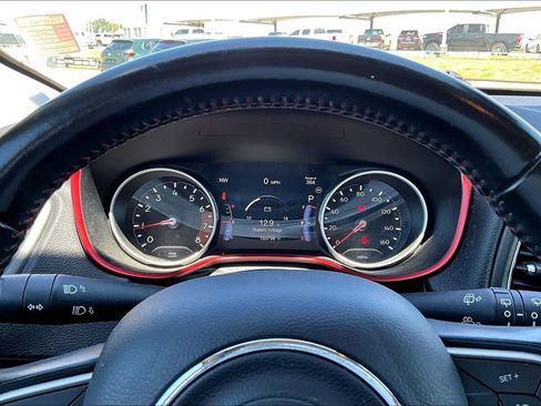 Used 2020 Jeep Compass Trailhawk AWD/4WD image 19
