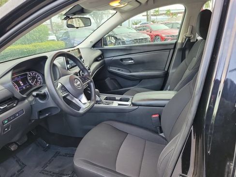 Used 2024 Nissan Sentra SV FWD image 10